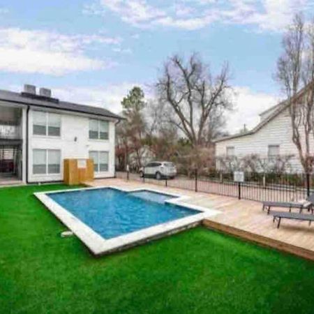 City Outside & Tranquility Inside Dallas Luaran gambar