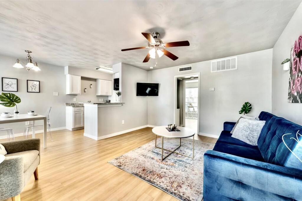 City Outside & Tranquility Inside Dallas Luaran gambar