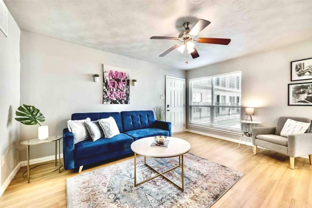 City Outside & Tranquility Inside Dallas Luaran gambar